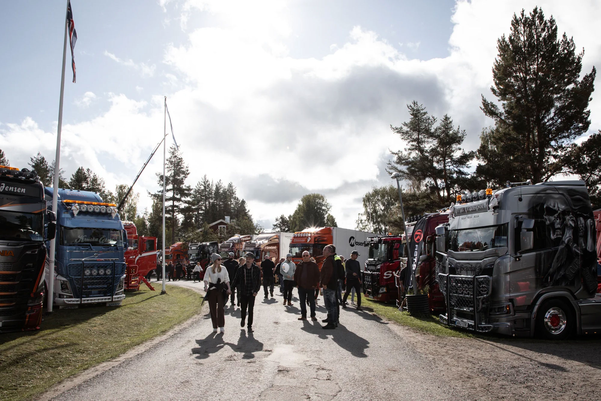 Besökare på lastbilsträffen